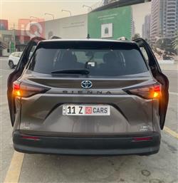 تۆیۆتا سیانا